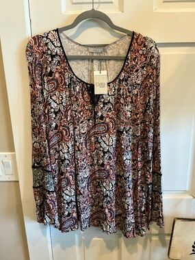 Dalia long sleeve top in paisley! Brand new with tags! Plus size 3x